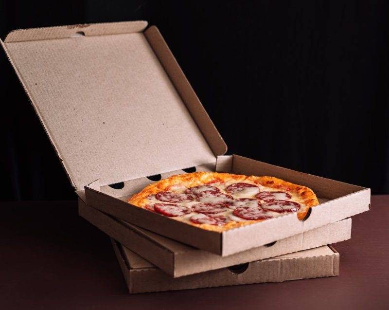 Karton na pizze Janbox